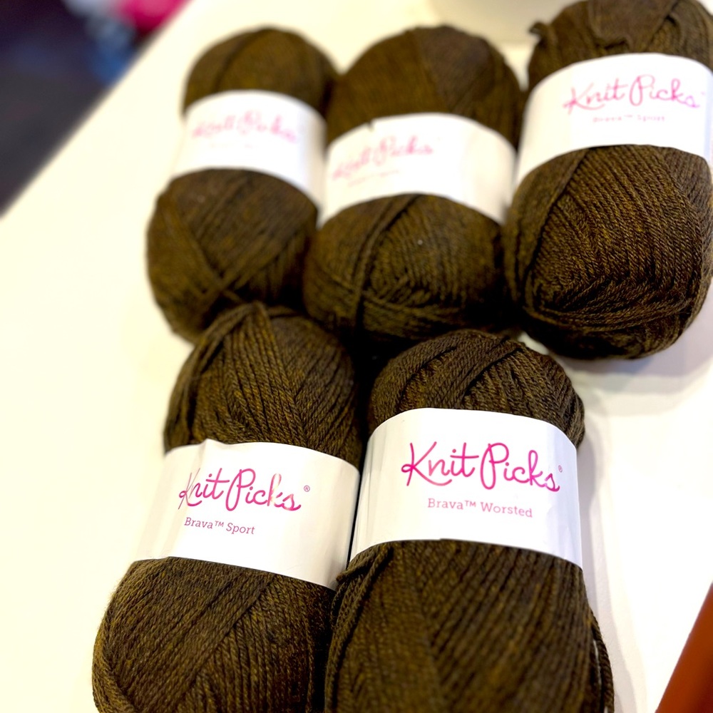 Five skeins, balls of knit picks Brava worsted yarn. Lot 1502, brown umber